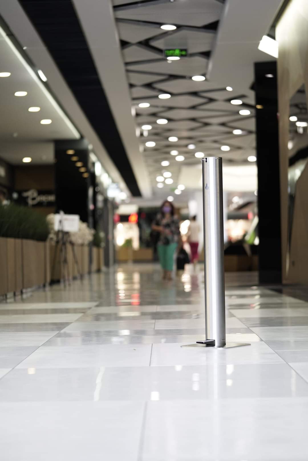 FOOT PEDAL HAND SANITIZER VANDAL PROOF STAND