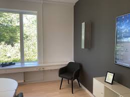 Mounted UV air purifier