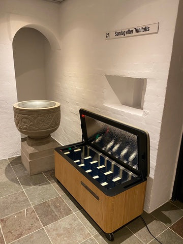 UV BENCH for surface disinfection Oak
